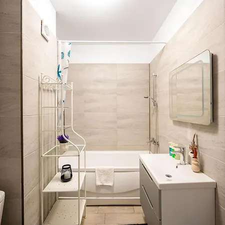 Horizon View & Pool * Năvodari