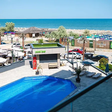 Horizon View & Pool *