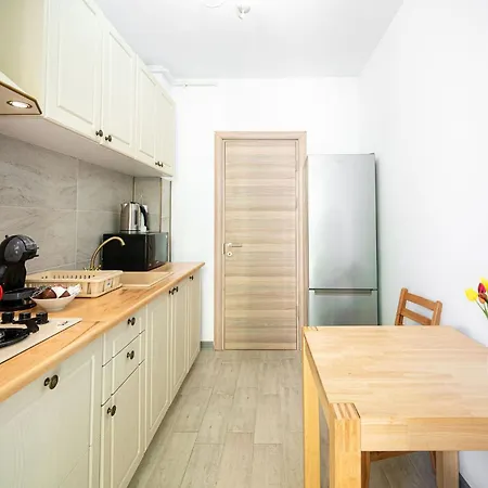 Horizon View & Pool Năvodari