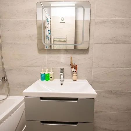 Horizon View & Pool *